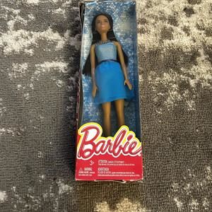 Mattel Barbie in Glitzy Party Dress (NEW)